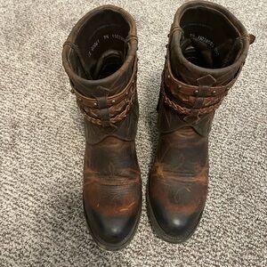 Lane booties